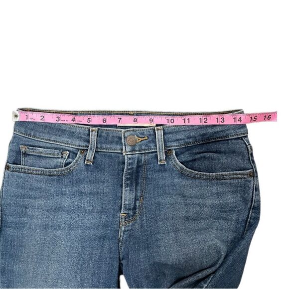 Levi’s 711 Skinny Jeans with Raw Hem - Picture 7 of 11